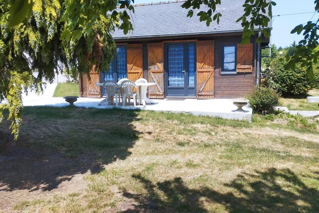 Petit Chalet A La Campagne Meillac